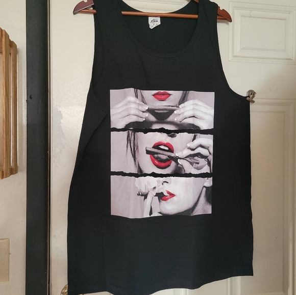 Black graphic Tank top - Picture 2 of 2